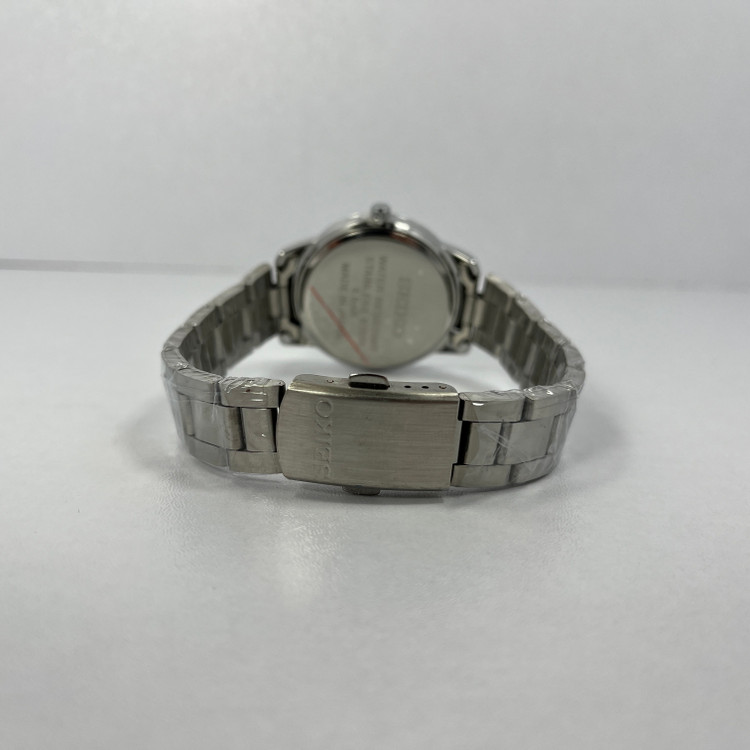 ساعت مچی زنانه باکیفیت و قیمت مناسب