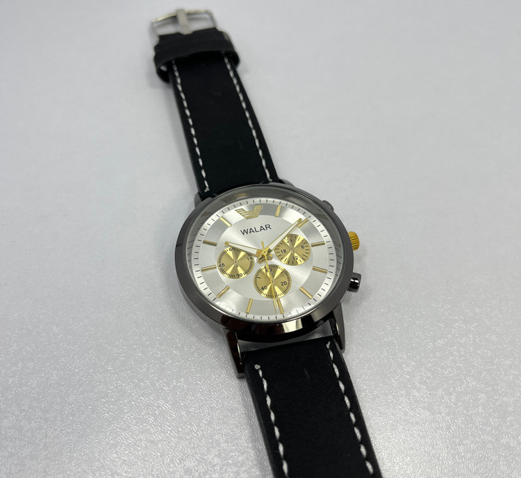 ساعت مچی عقربهای مردانه والار